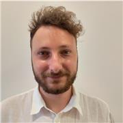 Docente di Biologia impartisce lezioni di Scienze, Biologia Cellulare e Molecolare da elementari fino all'università