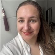 No soy profesora titulada, pero tengo experiencia previa en dar repaso general y primeros auxilios en Cruz Roja.