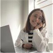 Compiti? Nessun problema! Insieme li risolviamo con il sorriso e un po’ di magia!