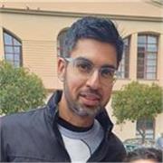Soy hablante nativo de inglés y me considero un aprendiz permanente. Puedo impartir clases online y presenciales.
