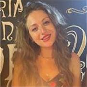 Artista e futura insegnante offre lezioni personalizzate di disegno e storia dell’arte (medie e superiori).