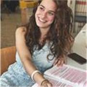 Studentessa di Giurisprudenza,diplomata classica e con esperienza in Spagna offre lezioni di spagnolo,letteratura o tutte le altre materie umanistiche