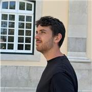 Profesor de mates imparte clase desde primària a bachillerato