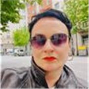 A qualified teacher of English with 25 years experience  