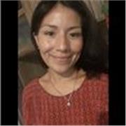 Profesora de musica imparte clases a todas las edades