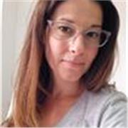 Maestro de español en línea del área de economía