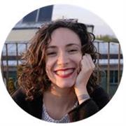 Profesora de inglés con experiencia en el extranjero y enseñanza de lenguas extranjeras. Conversación, slang, vocabulario and more