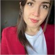 Ich verwandle Worte in Kultur und Gefühl – individueller Sprachunterricht mit Leidenschaft.