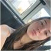 Soy una chica muy responsable, estoy estudiando la carrera de Educación Primaria, ya he realizado prácticas como maestra en coles.