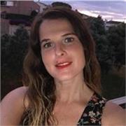 Profesora de primaria en activo que puede dar clases a todas las edades y niveles.