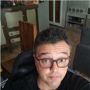 20 años de experiencia en los sectores de Ventas/Marketing/Atención al cliente, Logística, Admin.-Finanzas-Contabilidad y docencia