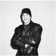 Impara a usare Photoshop con lezioni personalizzate, passo dopo passo.