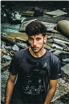 Neo laureato in ingegneria e diplomato al liceo linguistico