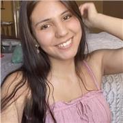 Profesora de apoyo escolar especializada en clases para niños y niñas desde primero básico a cuarto básico de forma presencial