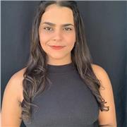 Professora de Língua Brasileira de Sinais (Libras)