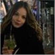 Étudiante de terminale, je propose de transmettre mon savoir afin de financer mes futurs études de médecine. 
