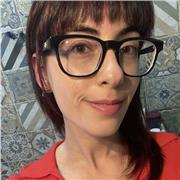 Laureata in Mediazione Linguistica e Interculturale, presto laureata anche in Scienze Linguistiche, offre aiuto con l’inglese