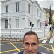 Soy hijo de docente; maestro y padre ingeniero electricista, tengo madera y ganas de enseñar a quien lo requiera, con practicidad.