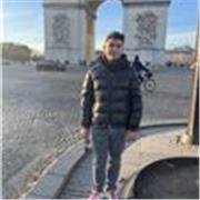University student offering supportive French lessons focused on fluency, culture, and practical communication skills.
