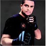 Entraînement aux arts martiaux (Jeet Kune Do) Le Jeet Kune Do (JKD) est l'art martial de Bruce Lee