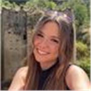 Profesora de Castellano e Inglés, graduada en Filología Hispánica e Inglesa, con experiencia en ESO y bachillerato. 