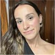 Profesora titulada en Inglés y en educación primaria con más de 5 años de experiencia.