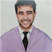 Psicólogo que da clase a TODOS los NIVELES de la ESO y PRIMARIA, de matemáticas, lengua, biología y química. No solo doy clases sino que también enseño TÉCNICAS DE ESTUDIO y MOTIVACIÓN hacia el estudio. Presencial y online.