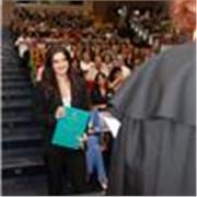 Seguo studenti da diversi anni con piani personalizzati diversi per ogni studente. Contattami e tutto sembrerà più facile!