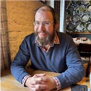 Experienced law tutor with years of experience in practice as well as teaching up to university level