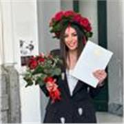 Laureata magistrale presso Accademia di belle arti di Napoli