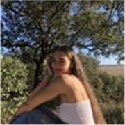 Profesora de Lengua Castellana y Literatura, Matemáticas, Biología... que imparte clases a niños y niñas de todas las edades