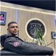 Professeur d’anglais ( niveau c2 ) disponible pour des étudiants et professionnels souhaitant améliorer leur compréhension