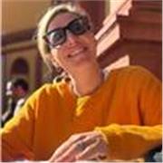 Logopeda y Profesora de primaria. Trabajo con personas de todas las edades.