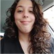 Estudiante universitaria ofrece apoyo en Primaria y Ciencias de ESO