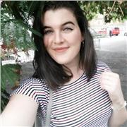 Puedo enseñar a niños de entre 3 y 6 años a leer, escribir, contarles cuentos, jugar con ellos, planificar actividades