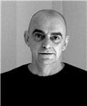 Lezioni online di: storia della fotografia, tecniche antiche di camera oscura - la ripresa fotografica: estetica e contenuto - ricerca fotografica e ricerca artistica - fotografia di architettura, reportage, paesaggio, beni culturali - la fotografia promo