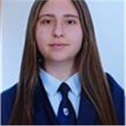 Doy clases particulares adaptándome al alumno y su edad.