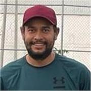 Profesor da clases de futbol categoria infantil de 5 a 10 años