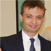 A PhD-qualified tutor for A-Level and GCSE Chemistry