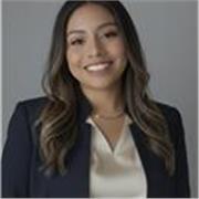 Profesional con más de 10 años de experiencia en Marketing, Trade y Category. Estudié Administración de Empresas hace 16 años.