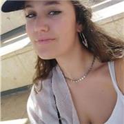 Graduada en Historia y Patrimonio con máster de Profesorado en Educación Secundaria Obligatoria y Bachillerato.