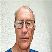 Professeur natif, 16 ans d'expérience dans l'enseignement du Fle, donne cours en ligne.