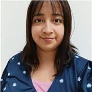 Profesora de matemáticas básica, con modalidad online