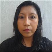 Maestra de matemáticas a diferentes niveles