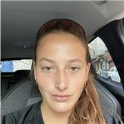 Doy clases particulares de inglés. Además, puedo dar cualquier materia impartida en la ESO