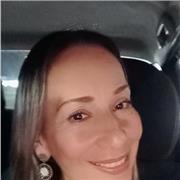 Soy una entrenadora funcional lo cual permite trabajar ejercicios a través de diferentes técnicas deportivas