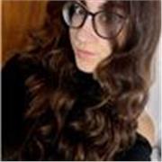 Laureata in biologia offre lezioni di biologia, scienze naturali e inglese