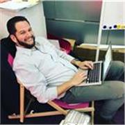 Practical hands-on AI lessons for professionals, founders and curious learners