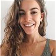 Estudiante de Educación dispuesta a dar clases de lengua catalana, castellano o inglés a nivel de ESO o cualquiera de Primaria.