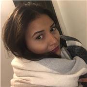 Laureata con master in gestione della qualità, d’origine marocchina madre lingua araba e francese